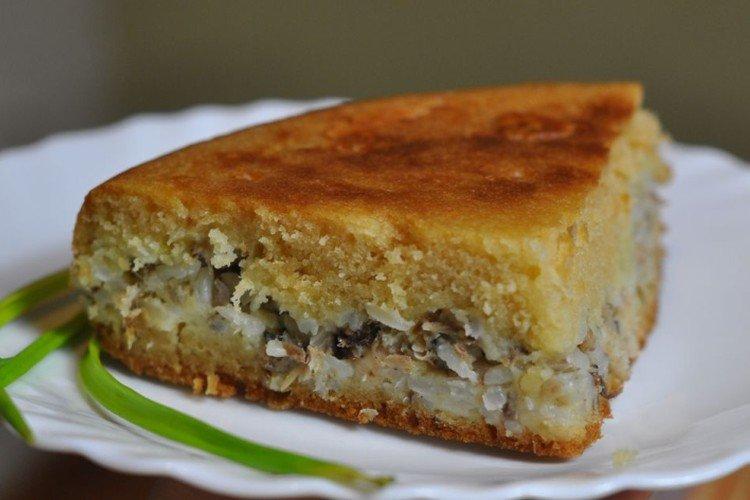 Tarte Gelée Avec Riz Et Poisson En Conserve