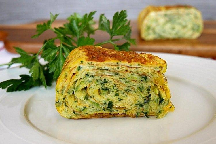 Omelette de courgettes sous forme de petit pain