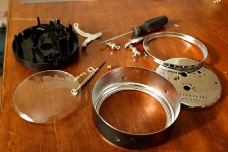 Cadre photo rétro bricolage à partir d'un réveil