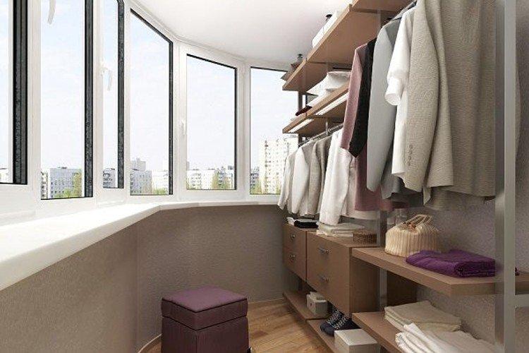 Dressing à faire soi-même sur le balcon