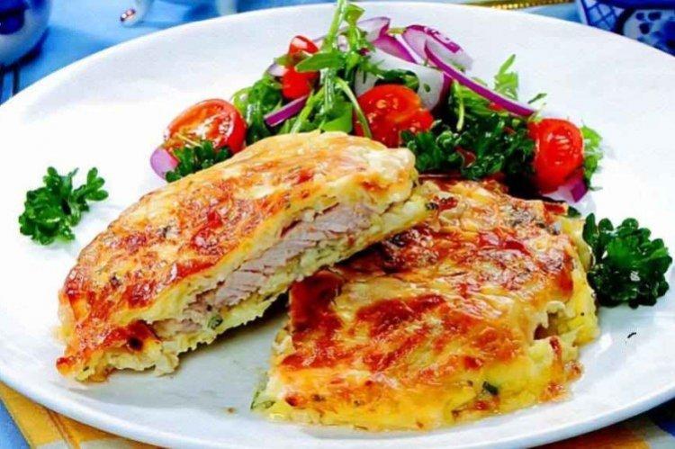 Pommes de terre râpées au porc - Recettes de plats chauds sur la table de fête