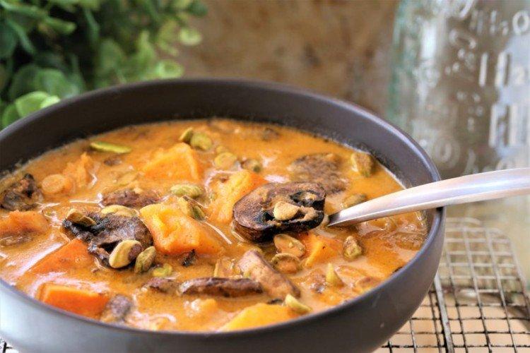 Soupe de champignons à la citrouille et au maïs - recettes
