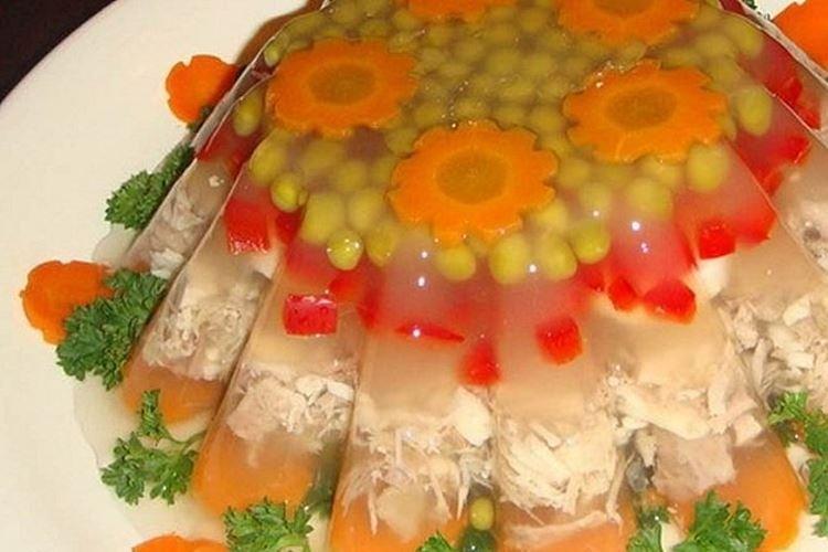 Aspic de poulet aux poivrons et poireaux - recettes