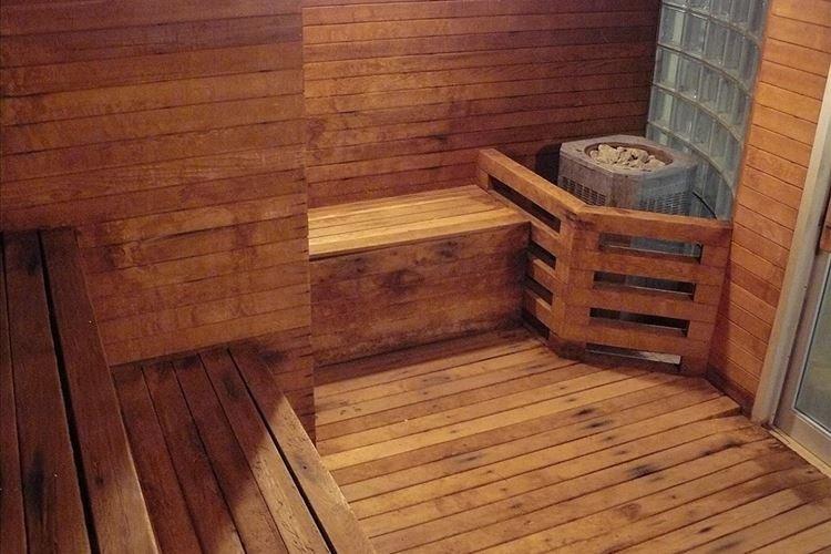 Finition des sols - Intérieur bain et sauna
