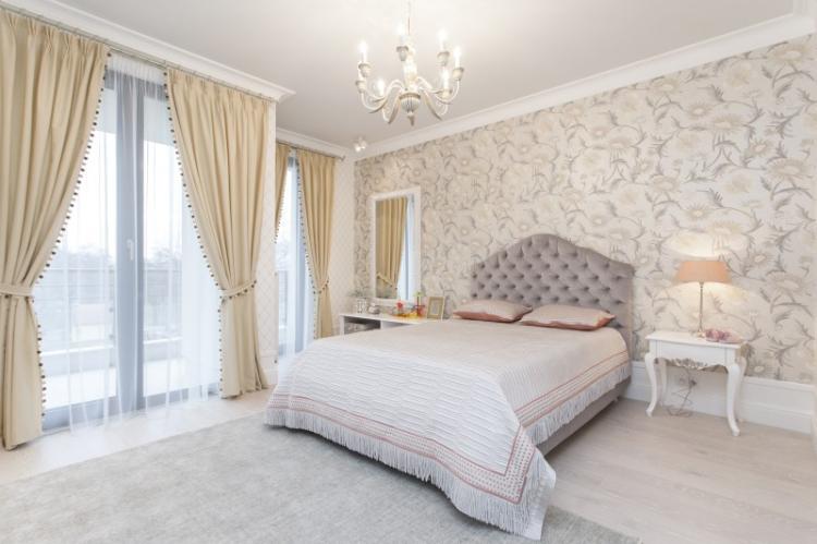 Intérieur d'un appartement de 132 m2 dans la résidence Kajetanka