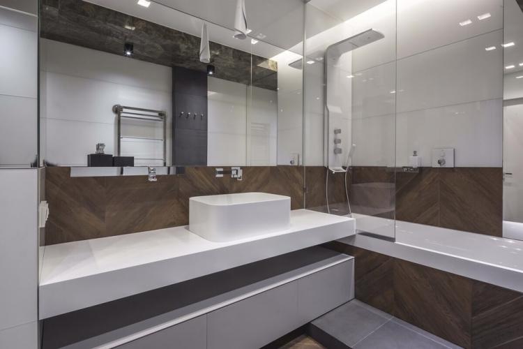 Intérieur de la salle de bain