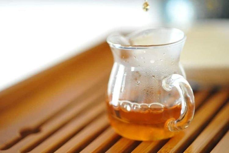 Gargarisme aux herbes - Comment arrêter de fumer