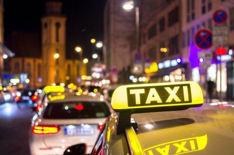 Taxi - Comment gagner de l'argent rapidement