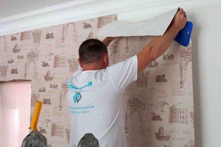 Comment coller du papier peint en vinyle non tissé