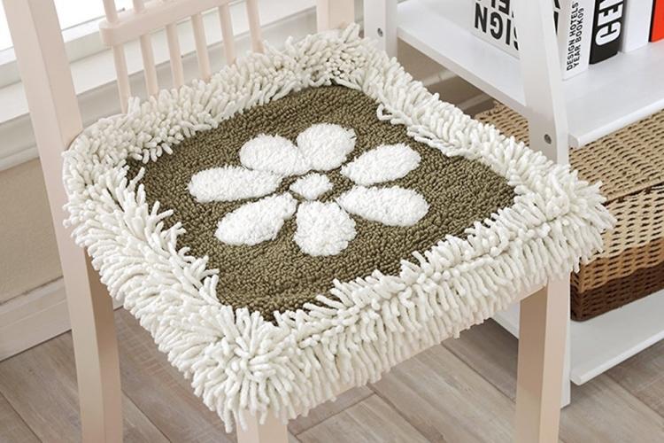 Vieilles chaises - décor, comment mettre à jour (photo)