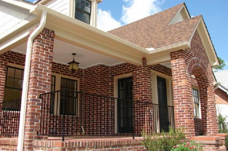 Comment décorer le porche d'une maison privée - Porche en brique