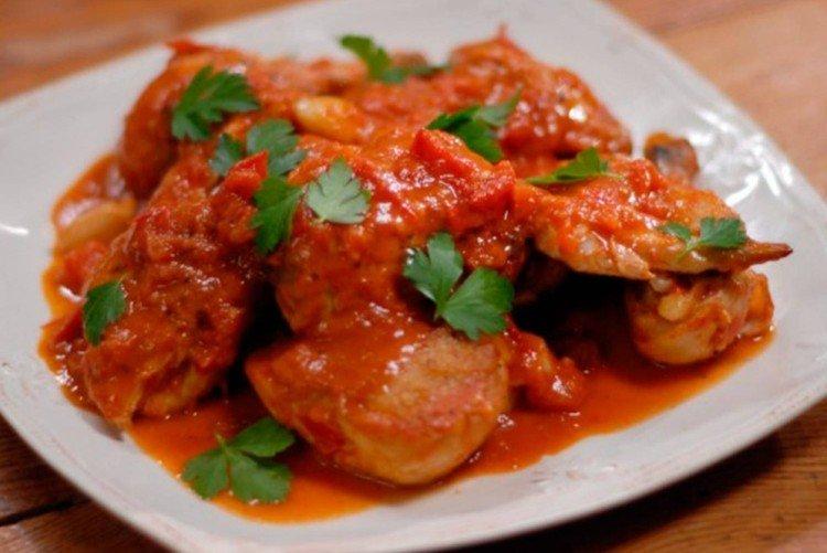 Poulet à la sauce rose - Comment faire cuire le poulet pour les recettes du Nouvel An