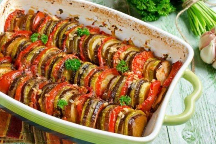 Comment faire cuire la ratatouille au boeuf Pour votre bien-aimé - recettes