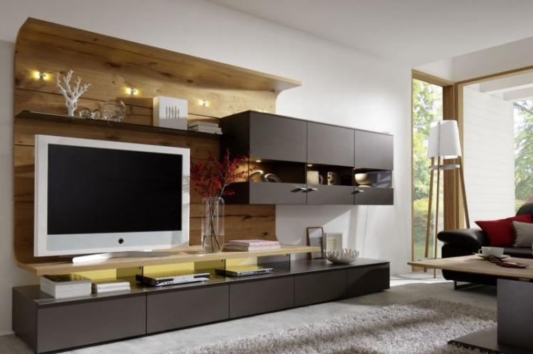 Dans les meubles - comment cacher les fils du téléviseur