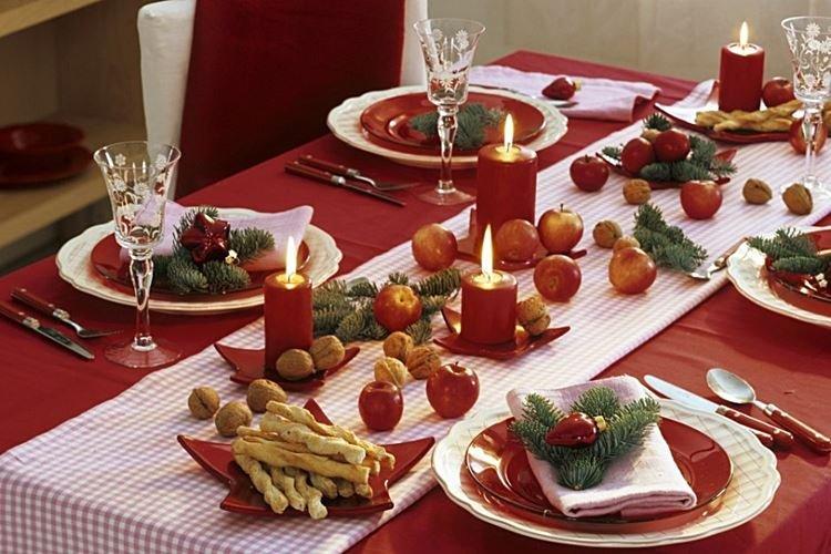 Comment décorer une table pour le Nouvel An 2021 - photos et idées