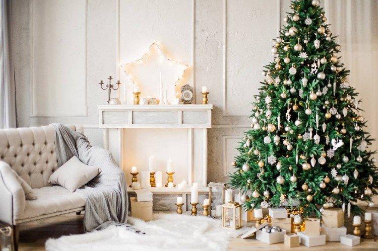 Comment décorer un arbre de Noël - Comment célébrer le Nouvel An 2021