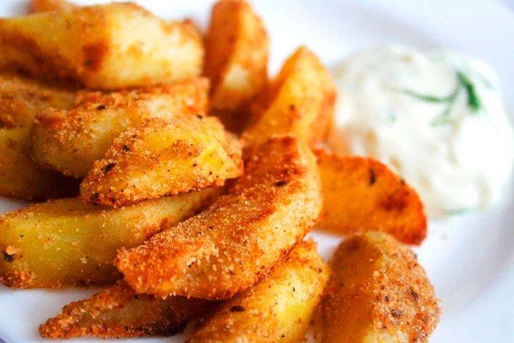 Pommes de terre au four dans un manteau de fourrure - Recettes de pommes de terre à la campagne au four