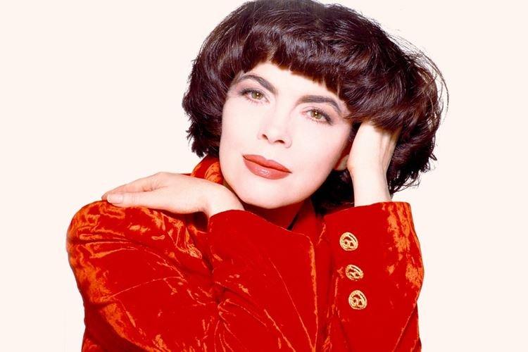 Séance - Coupes de cheveux courtes pour les femmes après 40 ans