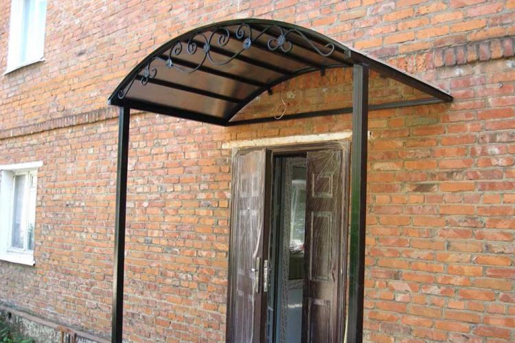 Visière de soutien à faire soi-même au-dessus du porche