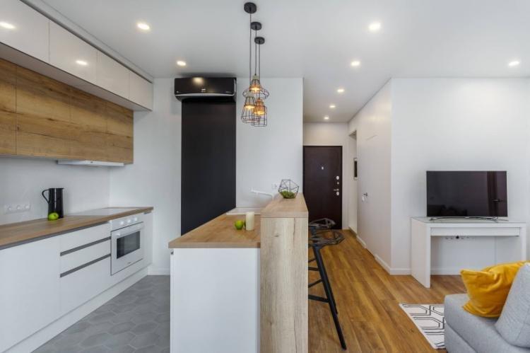 Conception de cuisine-salon dans un style moderne - photo