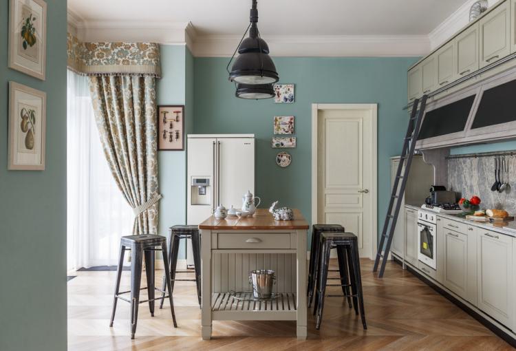 Îlot comme lieu de rangement - Cuisine avec îlot