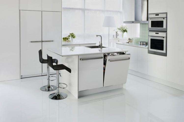 Îlot avec lave-vaisselle - Cuisine avec îlot