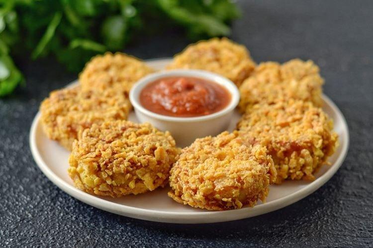 Nuggets de poulet en flocons à la maison - recette