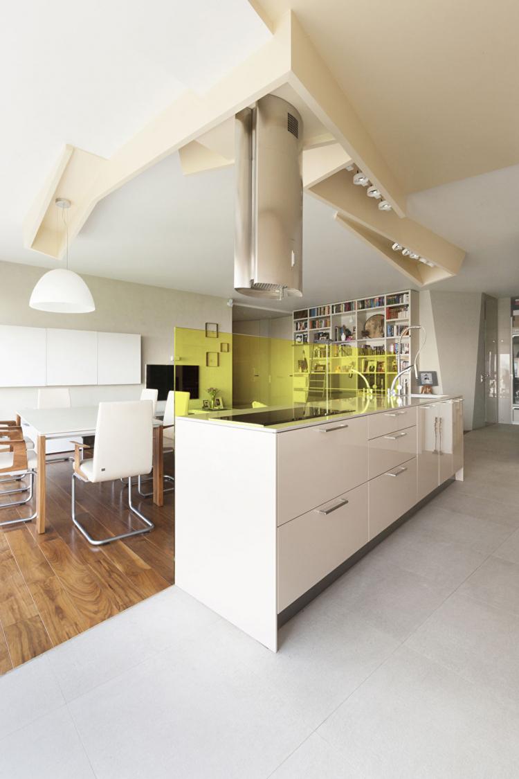 Appartement sur rue. Nijyn