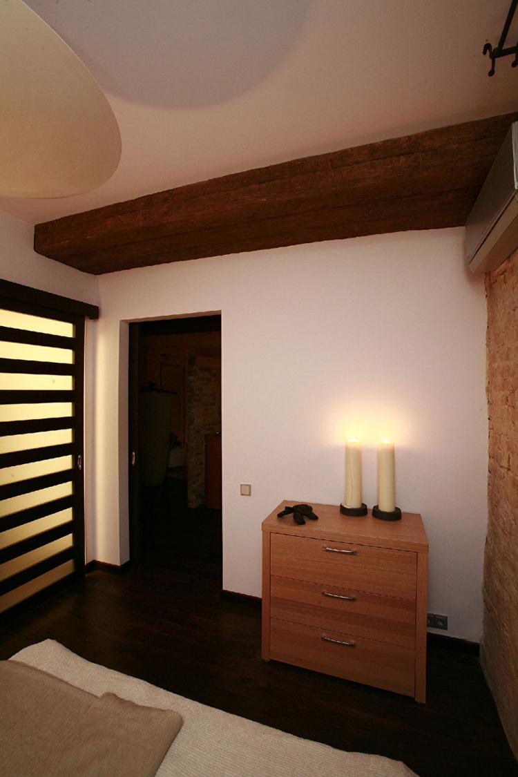 Appartement vivant dans le style loft - design d'intérieur