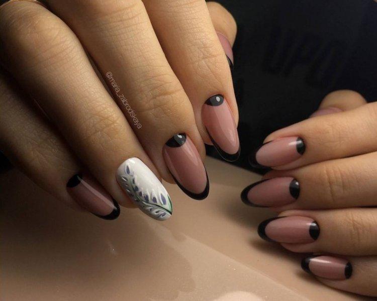 Manucure d'été sombre 2020