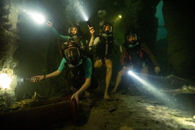 Blue Abyss 2 - Meilleurs films sur les requins