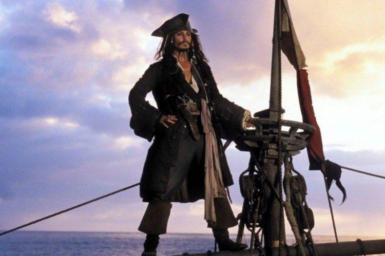 Pirates des Caraïbes la malédiction du Black Pearl - Meilleurs films de pirates