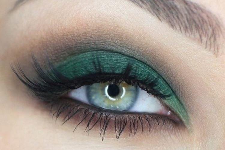 Fard à paupières vert - Erreurs de maquillage pour les yeux verts