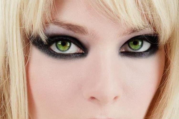 Black Smoky Ice - Erreurs de maquillage pour les yeux verts