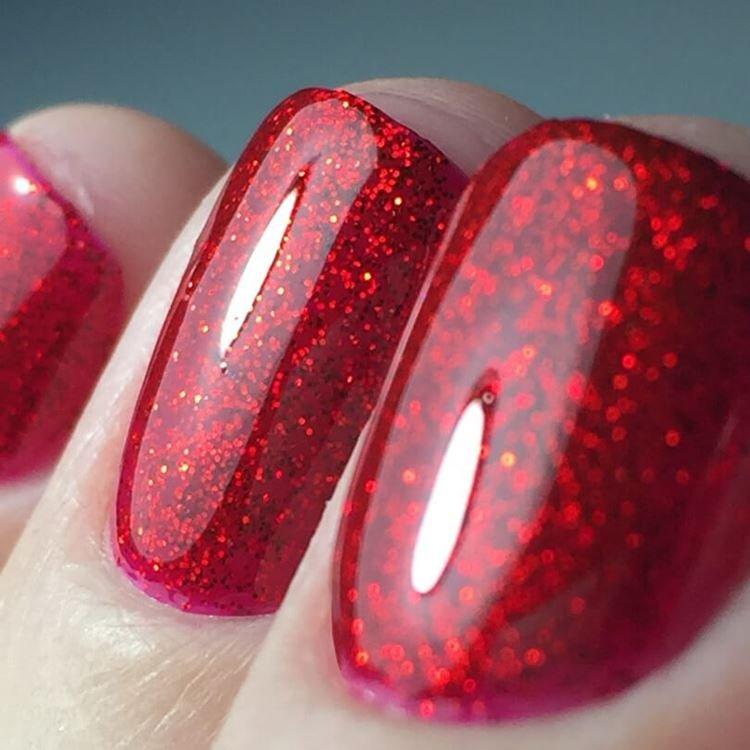 Paillettes - Manucure à la mode 2020