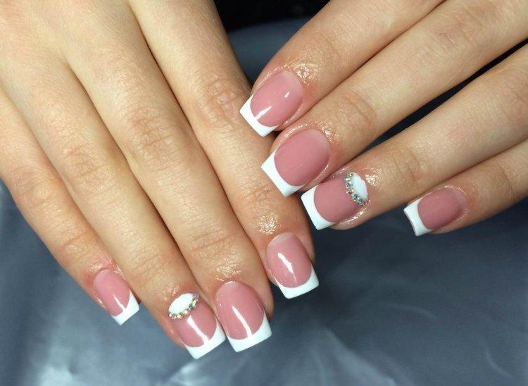 Arch french 2020 - photo de manucure