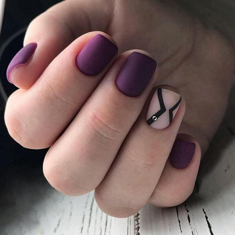 Manucure mate pour ongles courts 2020