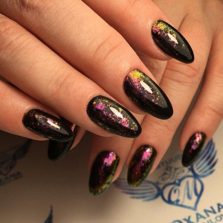 Manucure Yuki Flakes pour le Nouvel An 2021