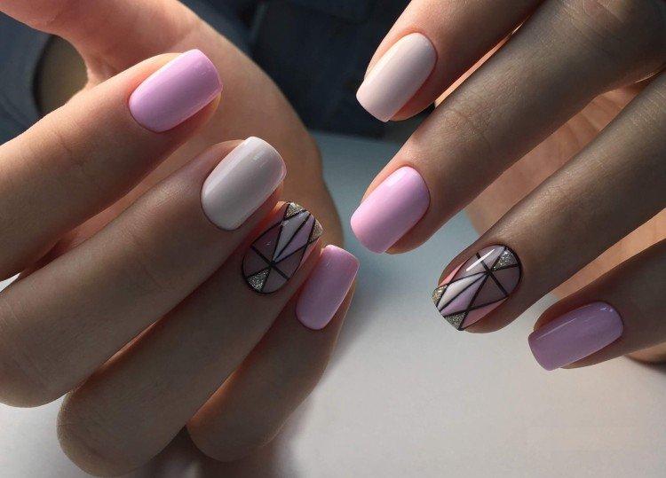 Géométrie simple - Manucure à l'école pour ongles courts