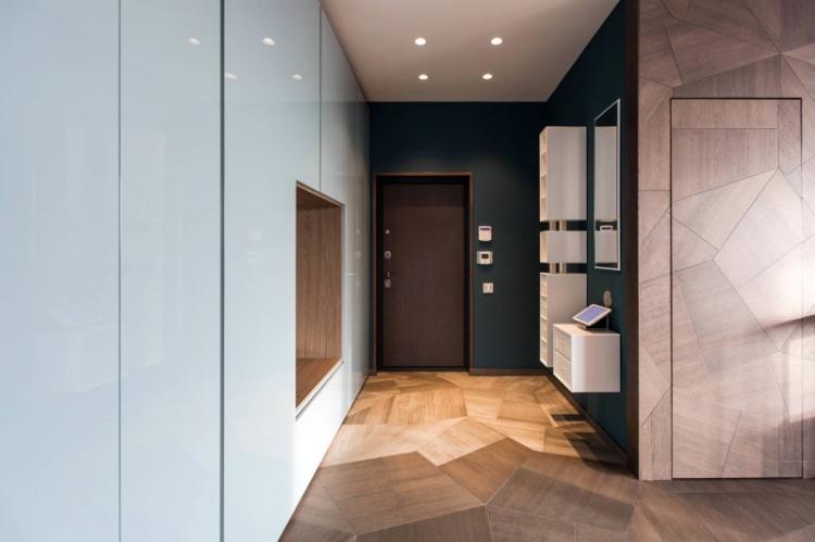 Panneaux MDF dans le couloir - photo