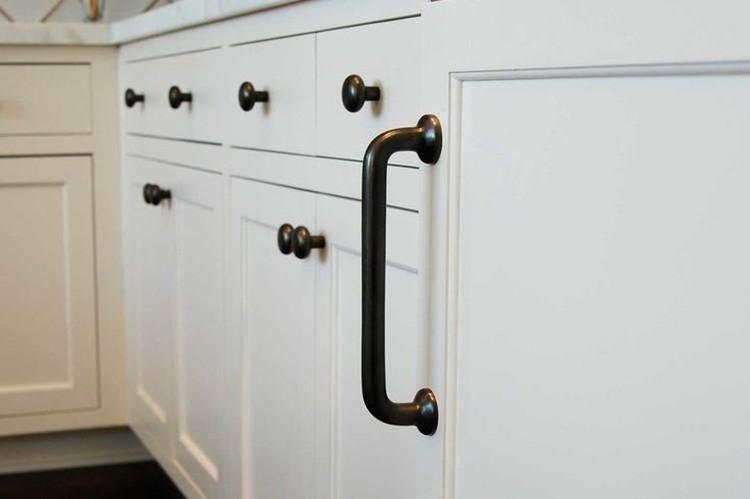 Poignées de meubles inhabituelles - photo