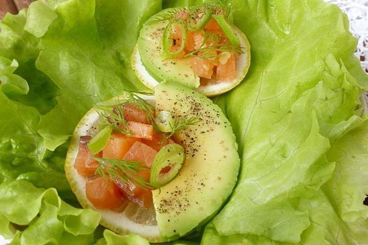 Snack au saumon et à l'avocat - Snacks pour le nouvel an 2021