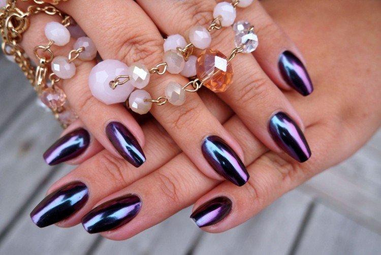 Mirror rub - Couleurs tendance de la manucure 2019-2020