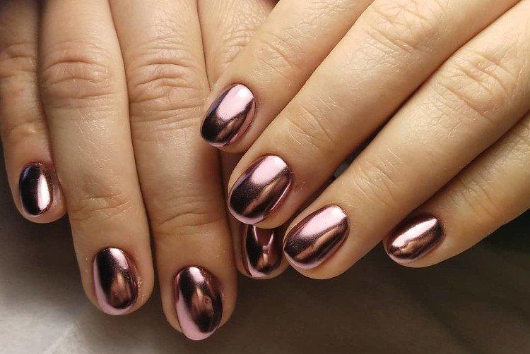 Mirror rub - Couleurs tendance de la manucure 2019-2020