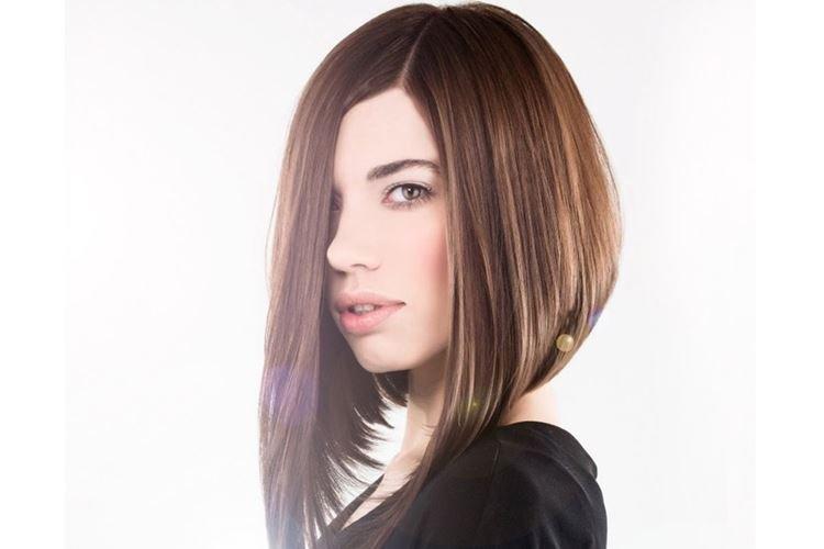 Asymétrie - Coupes de cheveux pour femmes à la mode 2020