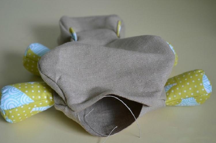 Bébé hippopotame - Bricolage peluches