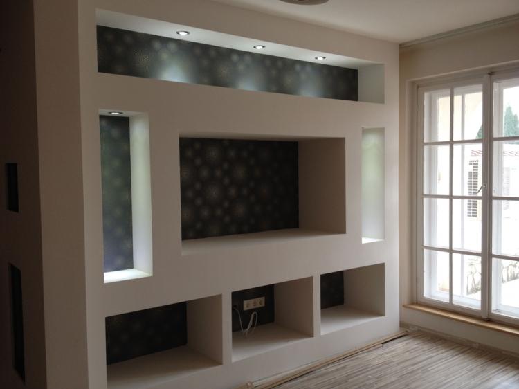 Niche de cloison sèche à faire soi-même pour la télévision