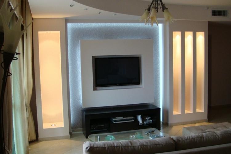 Niche en plaques de plâtre pour TV - photo