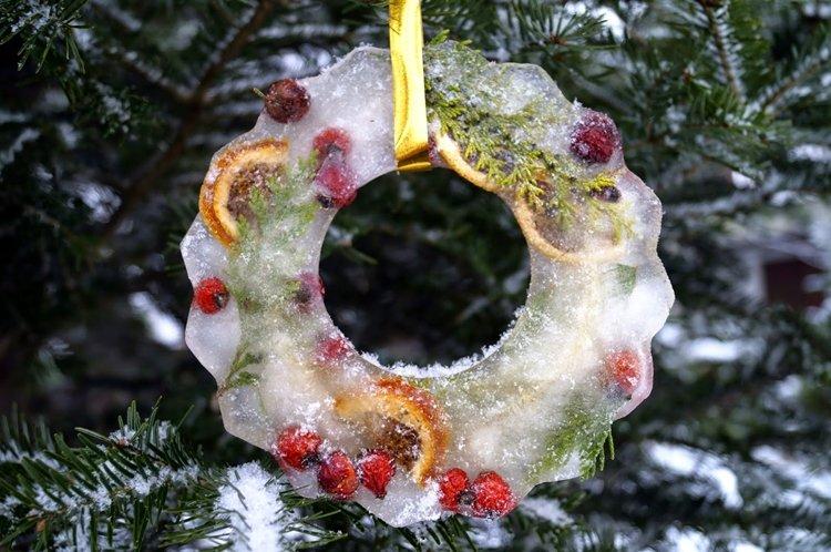 Couronne de glace de Noël - Bricolage de Noël pour les enfants