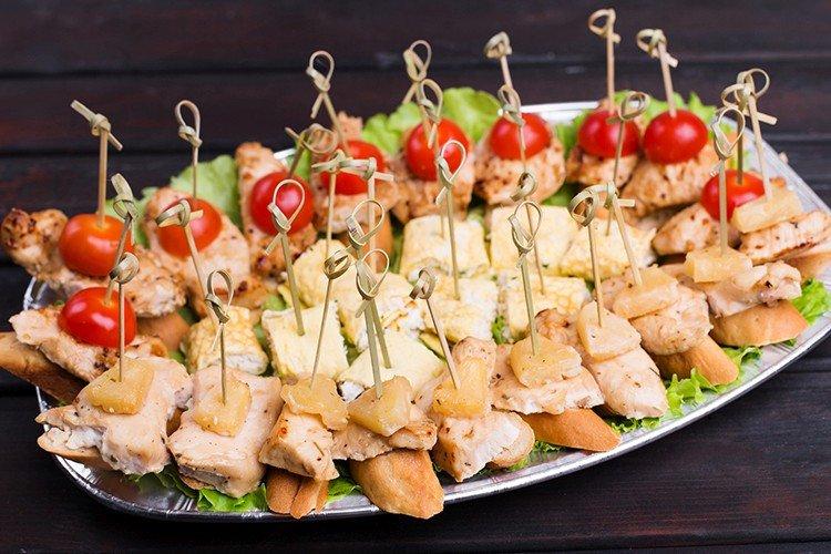 César en brochettes - Recettes de collations du Nouvel An